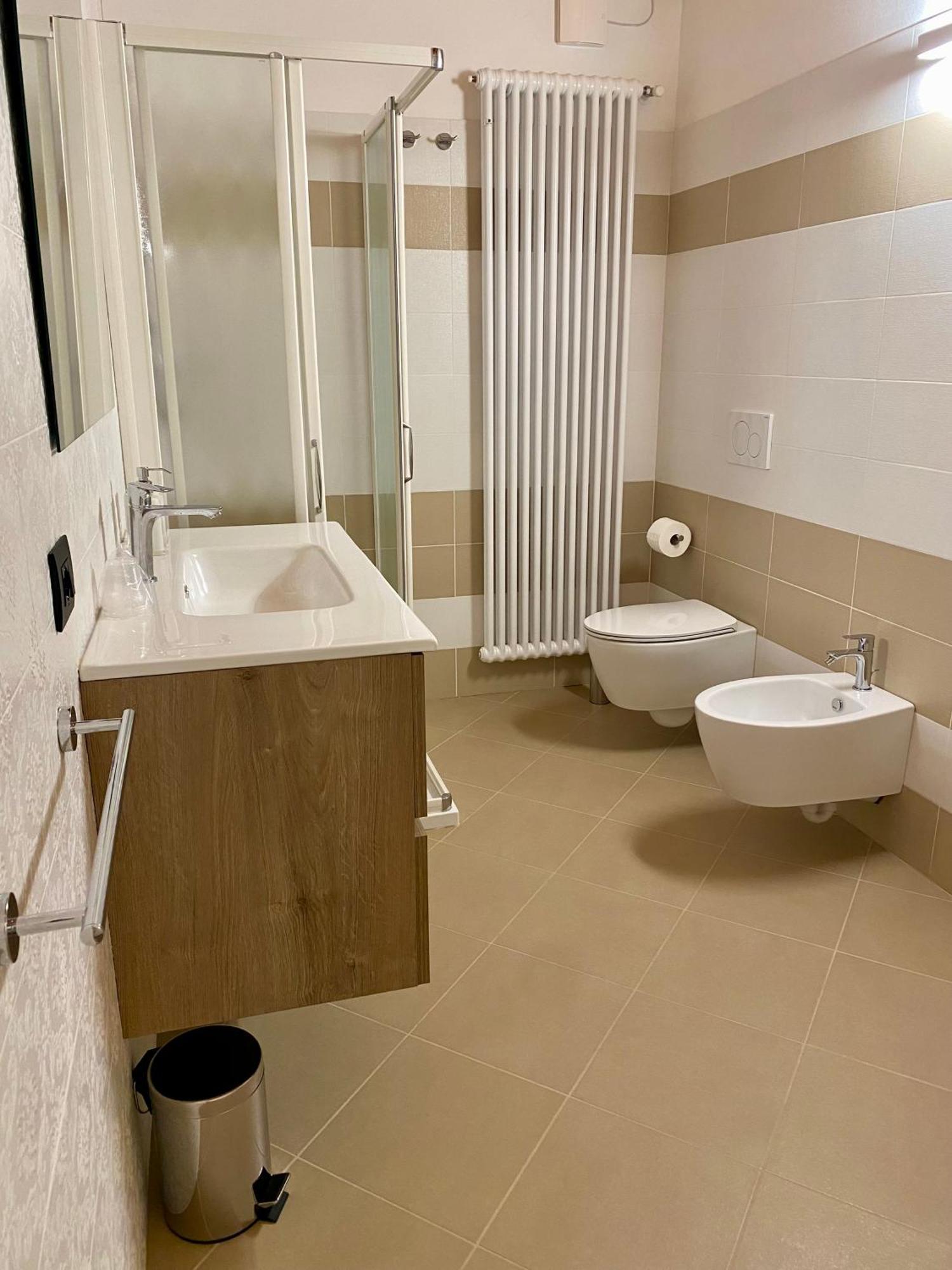Petite Pomme Hotel Romano D'Ezzelino Ngoại thất bức ảnh